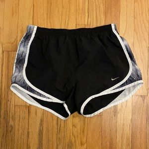 Nike Dri Fit Tempo Running Shorts Small